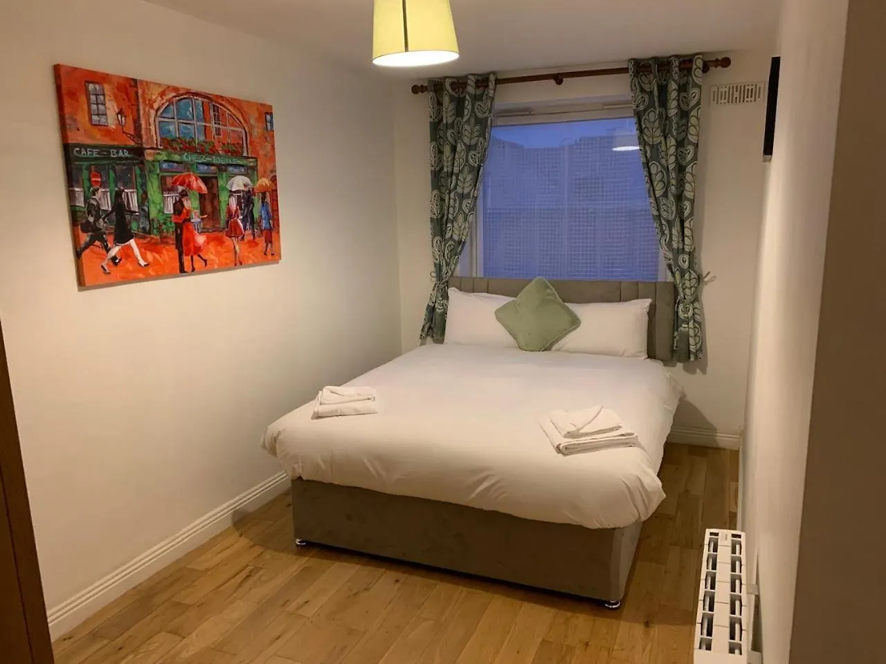 Luxury City Centre Dublin 1 Apartment contacts